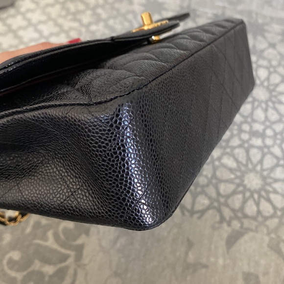 Chanel medium classic flap bag black caviar - Picture 7 of 15